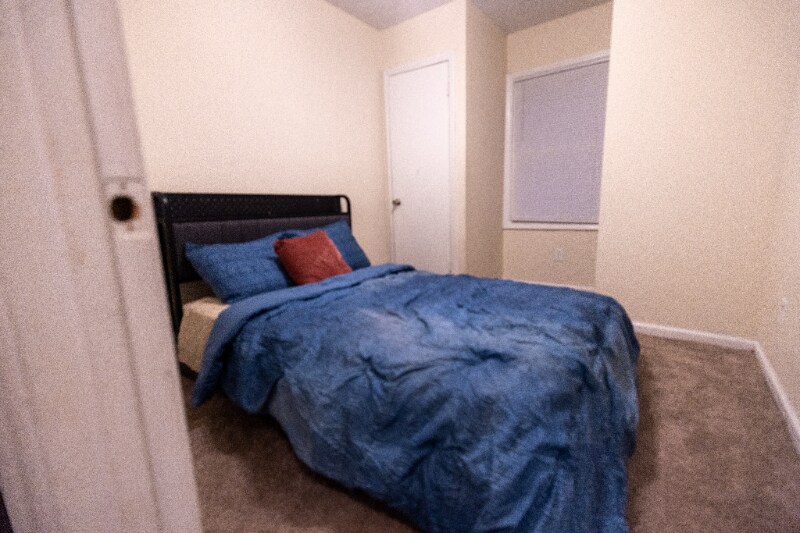 Building Photo - 4136 Village Dr