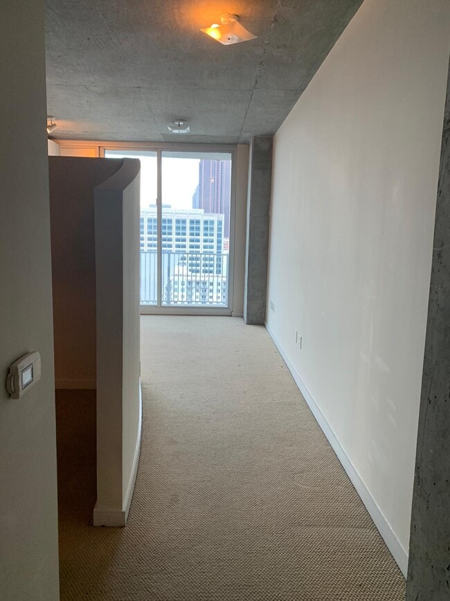 Building Photo - 860 Peachtree St NE