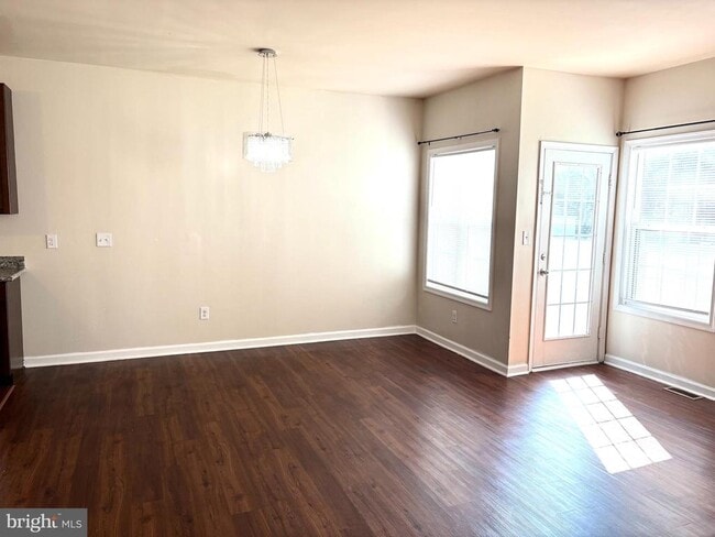 Building Photo - 88 Smyrna Ave