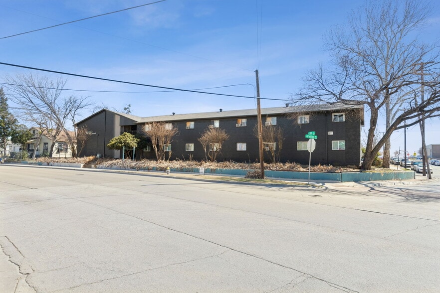 Building Photo - The Bonnie