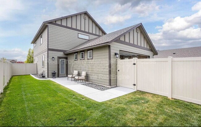 Building Photo - 4646 Corvina St