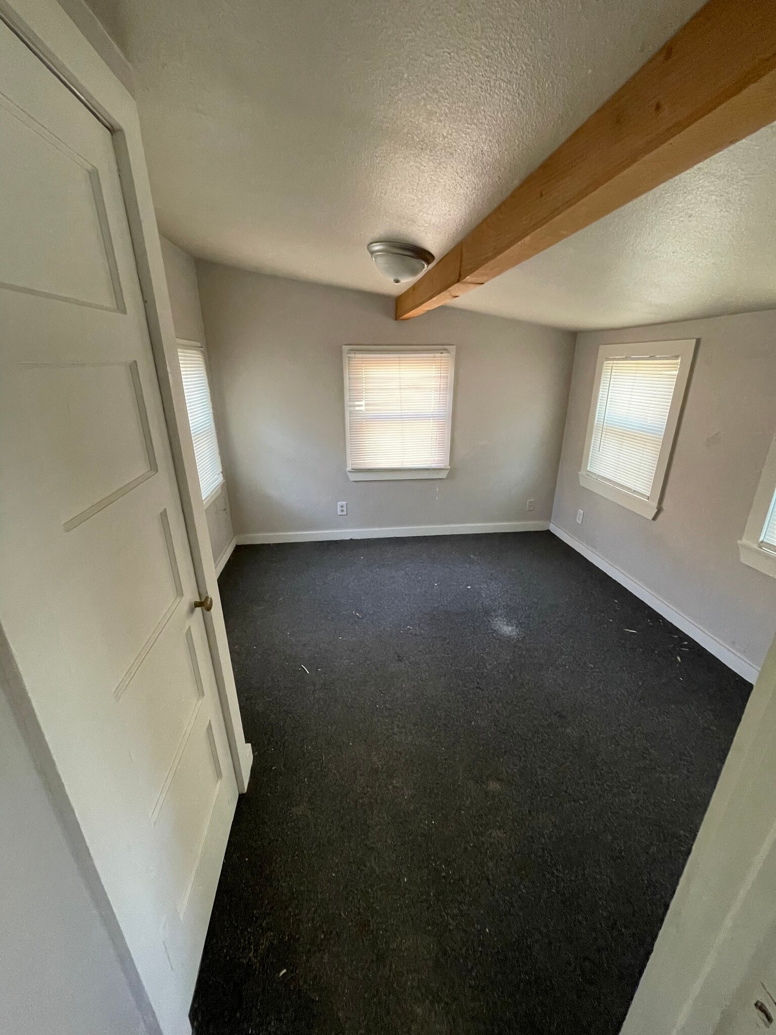 Bedroom - 437 Preusser St