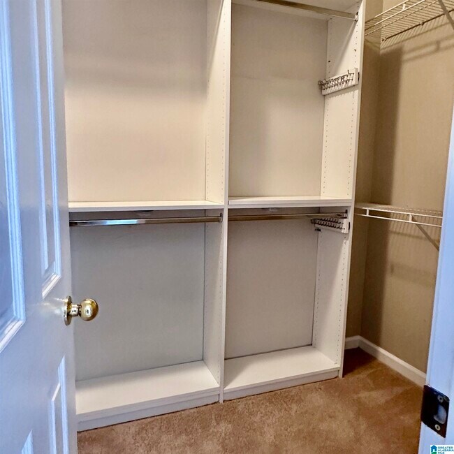 Building Photo - 821 Savannah Ln