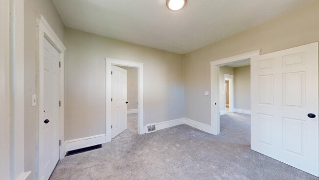 Building Photo - 7408 Dudley Ave