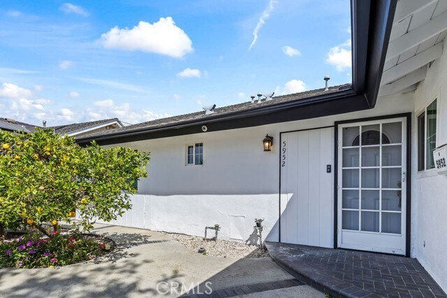 Building Photo - 5952 Par Cir