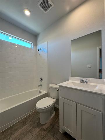 Building Photo - 912 Rothville Ln