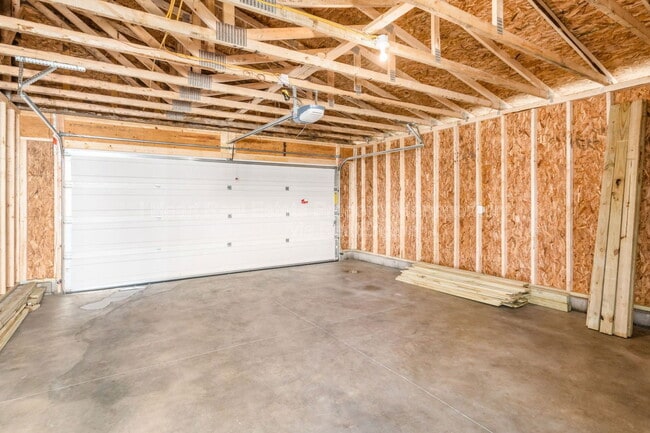 Building Photo - 72 Hayden Ave