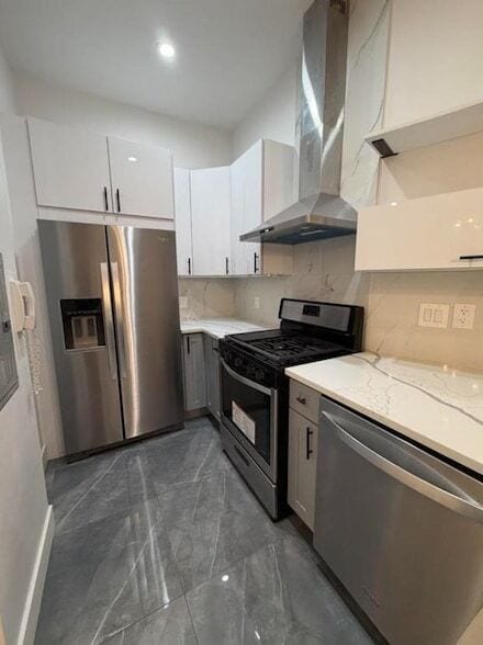 Building Photo - 202 48th St