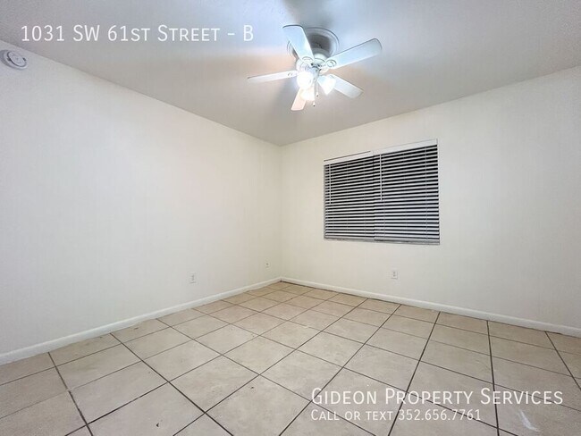 Building Photo - 1031 SW 61st St