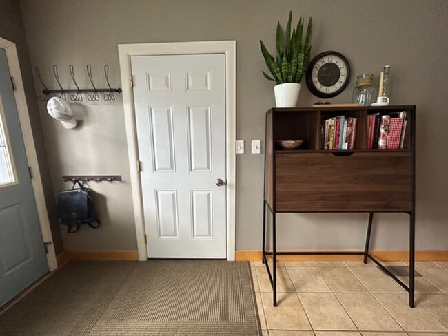 Building Photo - Charming 3 Bedroom, 2 Bath House on the East Side of Kalispell