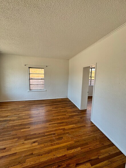 Building Photo - 226 New Haven Dr
