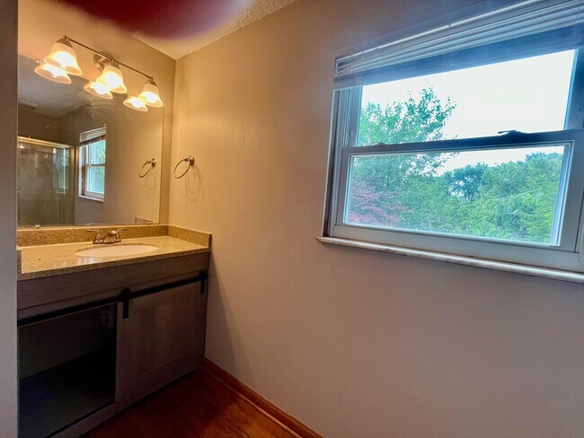 Building Photo - 2775 Amana Ct