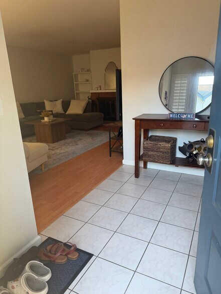 Building Photo - 714 Duncanville Ct