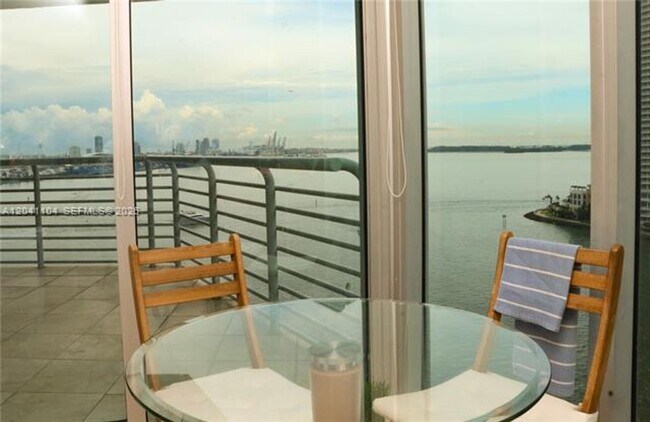 Building Photo - 325 S Biscayne Blvd