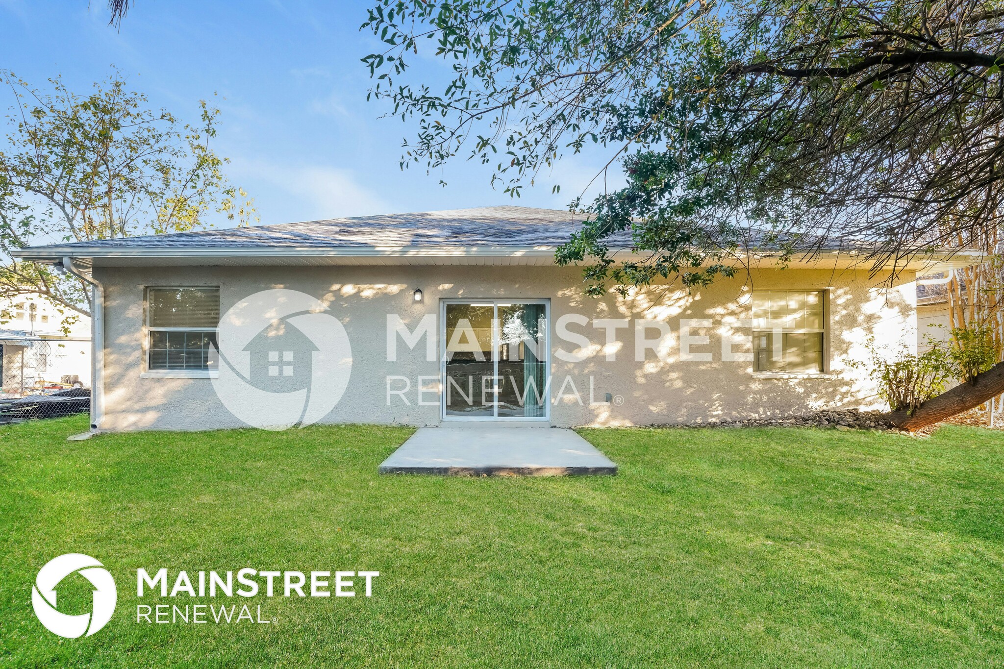 Building Photo - 4042 18th Ave S