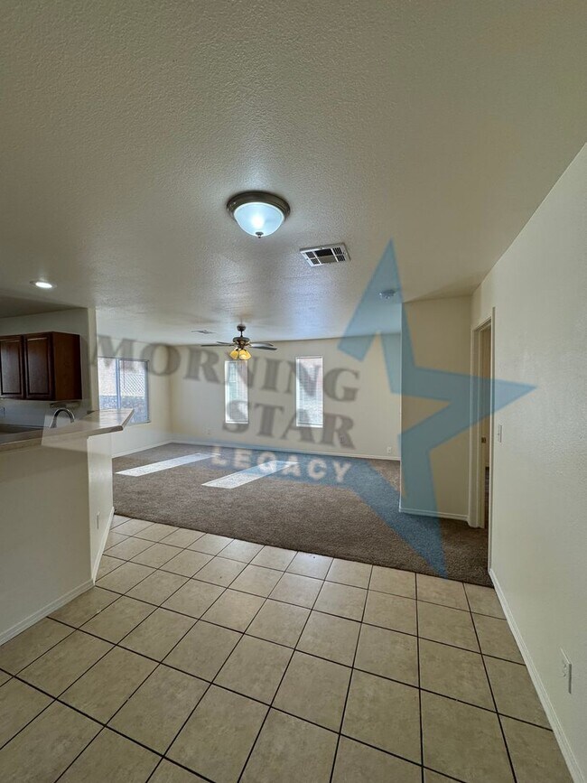 Building Photo - REDUCED! Spacious 4 Bed House in Rincon Mesa!