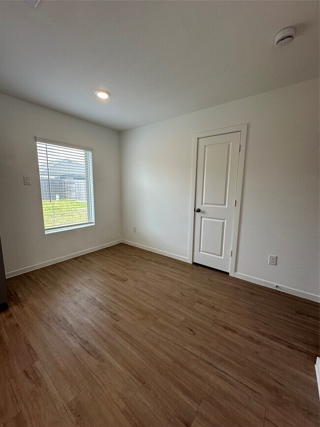 Building Photo - 3004 Courtney Coral Ln