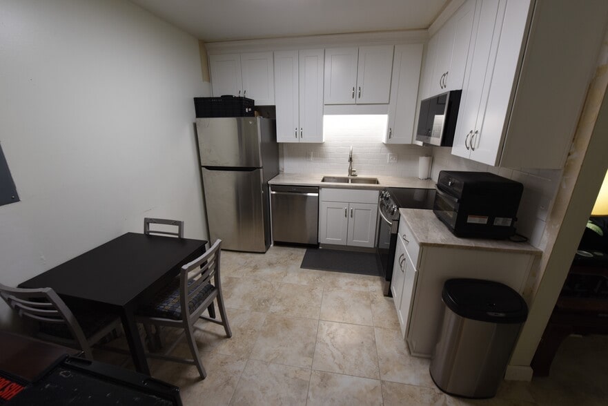Building Photo - 57 Hanover Cir