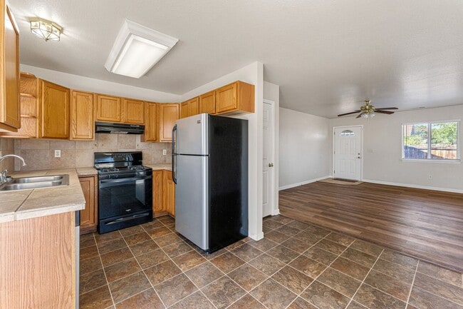 Building Photo - Charming Home in Sunnyside, DENVER