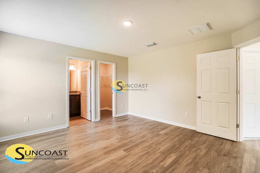 Building Photo - 2836 SW 161st Loop