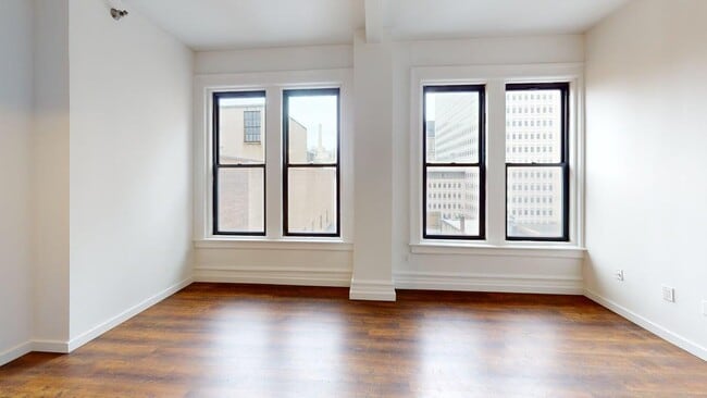 Floorplan - Clinton Street Lofts