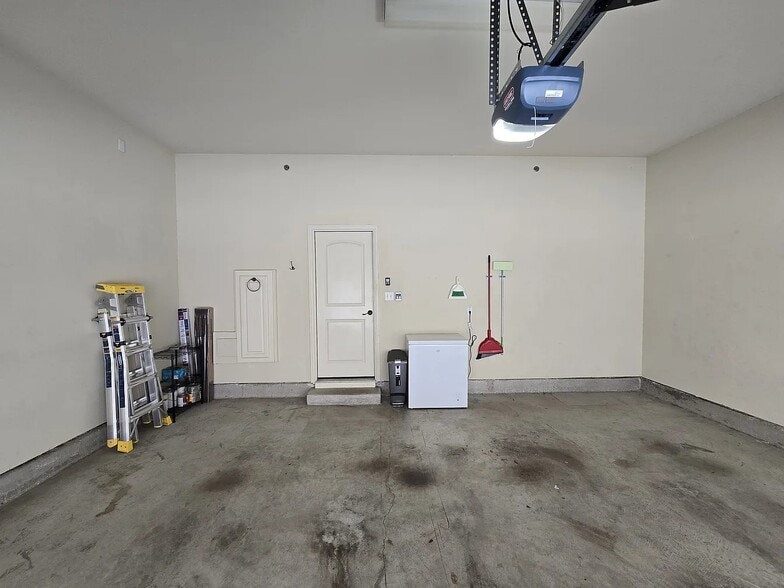 Building Photo - 7924 Osborn Pkwy