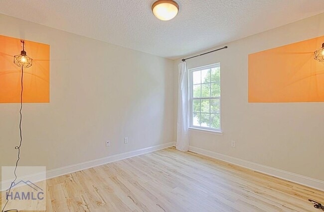 Building Photo - 1211 Cypress Fall Cir