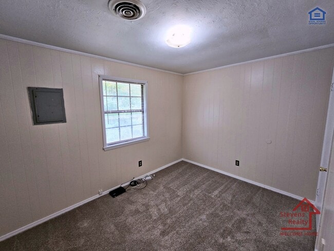 Building Photo - 307 C C Camp Rd