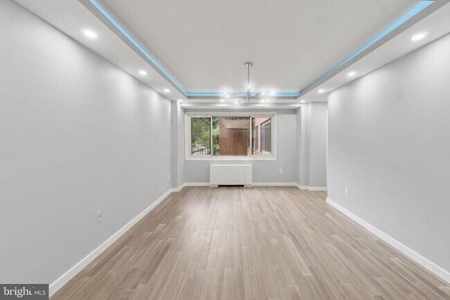 Building Photo - 4201 Cathedral Ave NW
