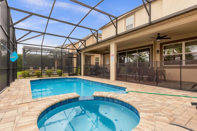 Building Photo - 9015 Sunshine Ridge Loop