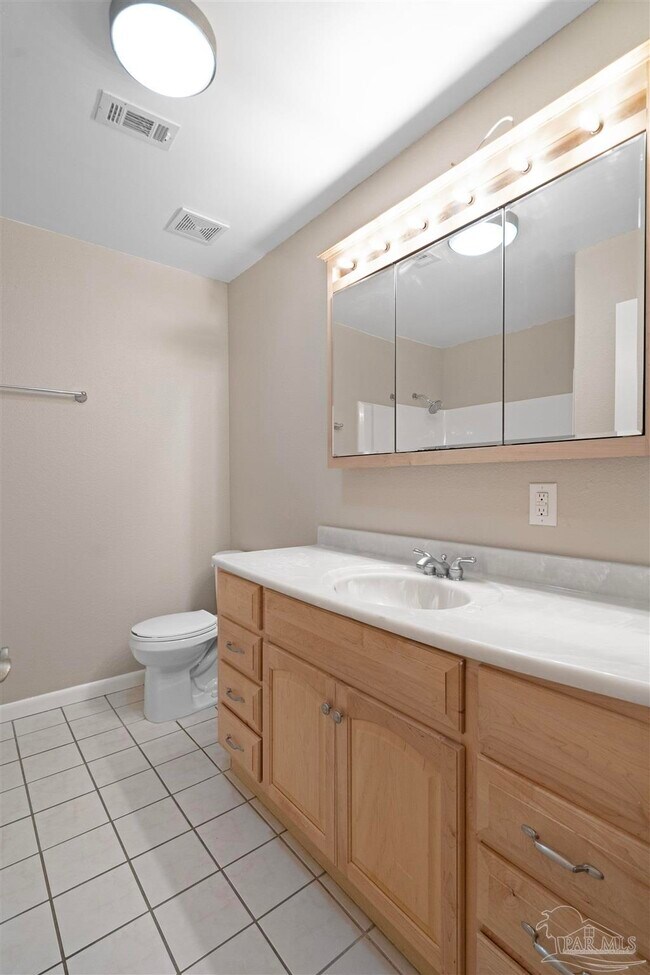 Building Photo - 8137 Imperial Dr