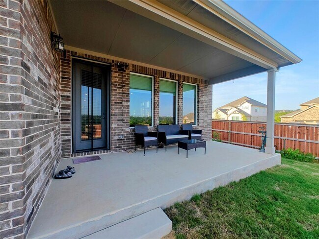 Building Photo - 228 Mystic Cyn Ln