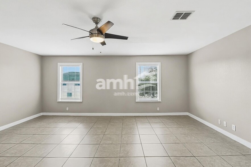 Building Photo - 723 Rodeo Ranch