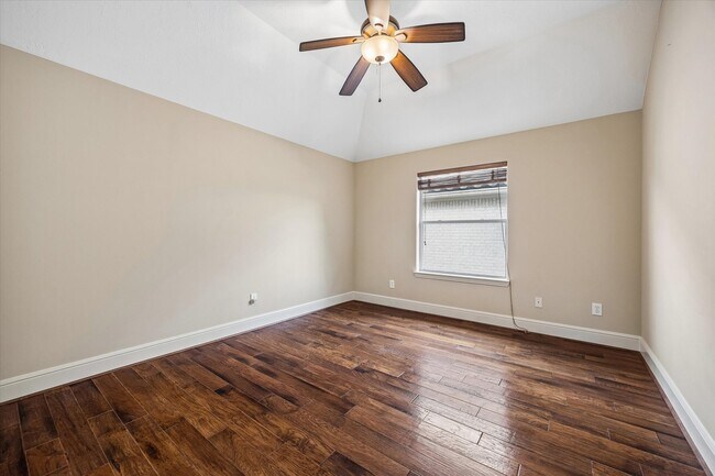 Building Photo - 18910 Villa Bergamo Ln