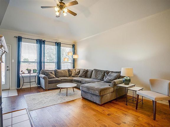 Building Photo - 2353 Clairborne Dr