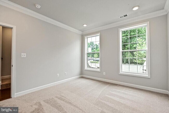 Building Photo - 4404 Fair Lakes Ct