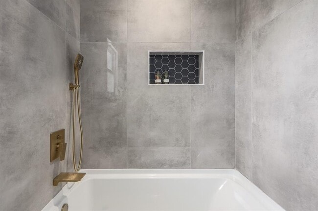 Building Photo - 3006 Burning Oak Dr