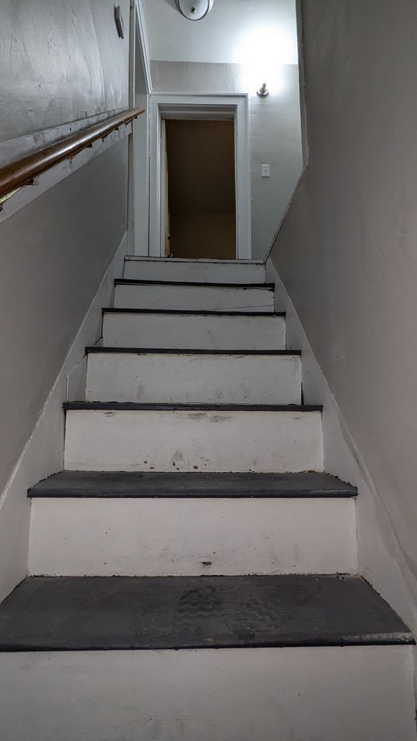 Building Photo - Atlas Investment Group, LLC (569 Allyn St ...