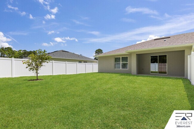 Building Photo - Brand New, fully fenced on a quiet cul-de-sac