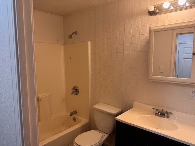 Building Photo - 30 St Gregory Dr