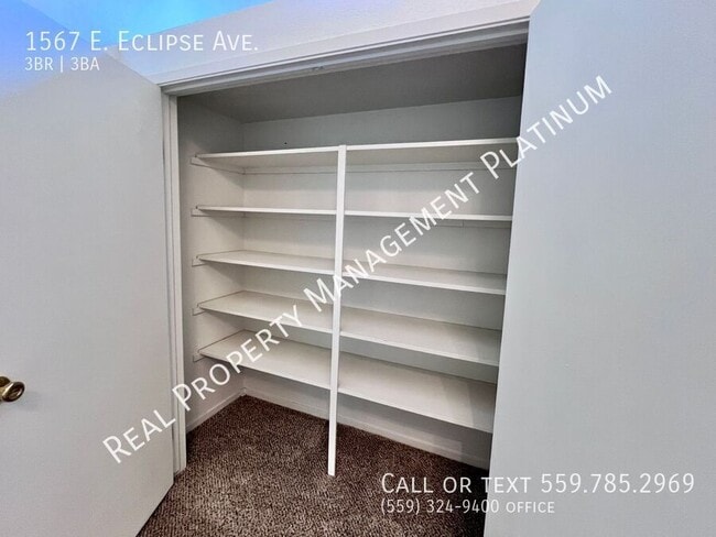 Building Photo - 1567 E Eclipse Ave