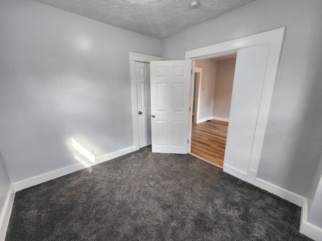 Building Photo - 12709 Parkhill Ave