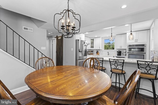 Building Photo - 13728 Gran Deur Dr