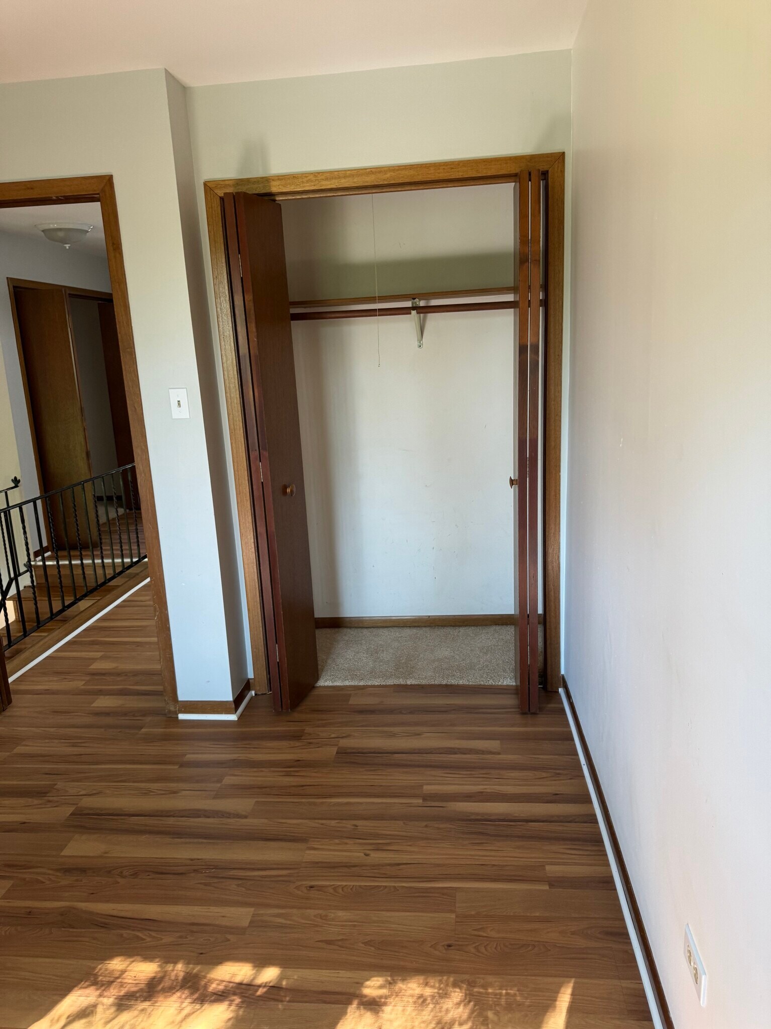 Building Photo - 17573 Pheasant Dr
