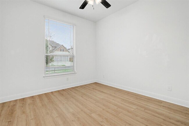 Building Photo - 104 Rocky River Rd