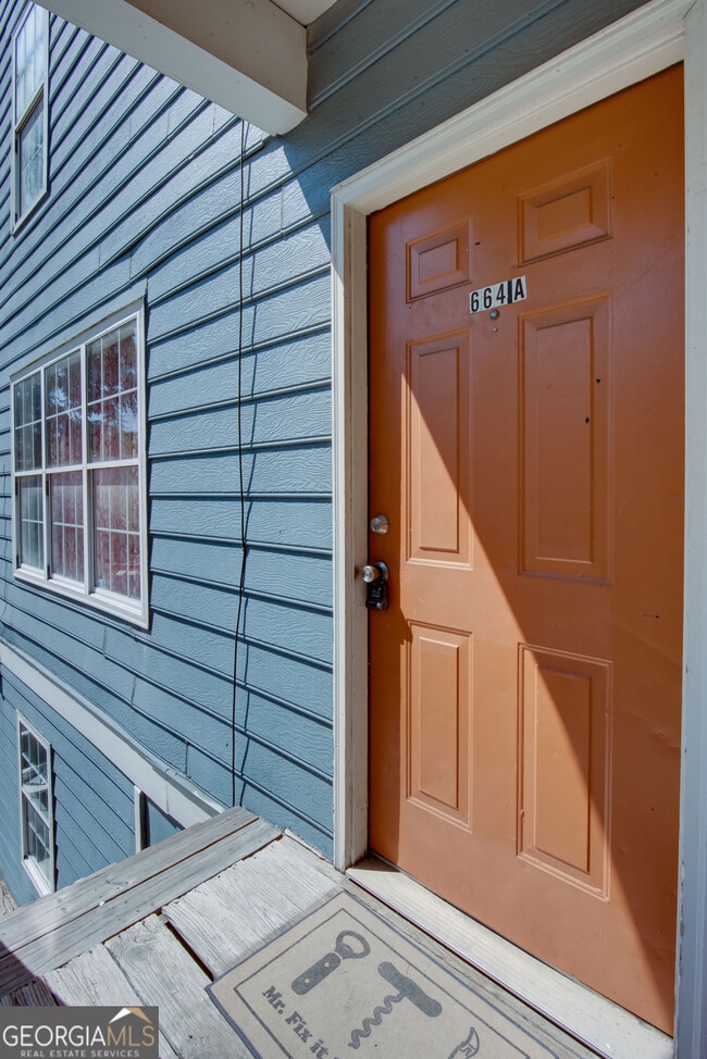Building Photo - 664 Bellemeade Ave NW