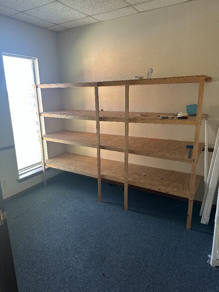 Building Photo - 4200 Ridgecrest Cir