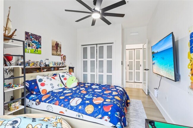 Building Photo - 18213 Creekside Preserve Loop