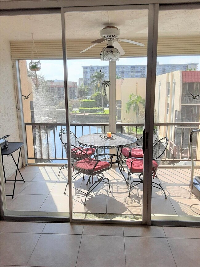 Building Photo - 777 S Federal Hwy