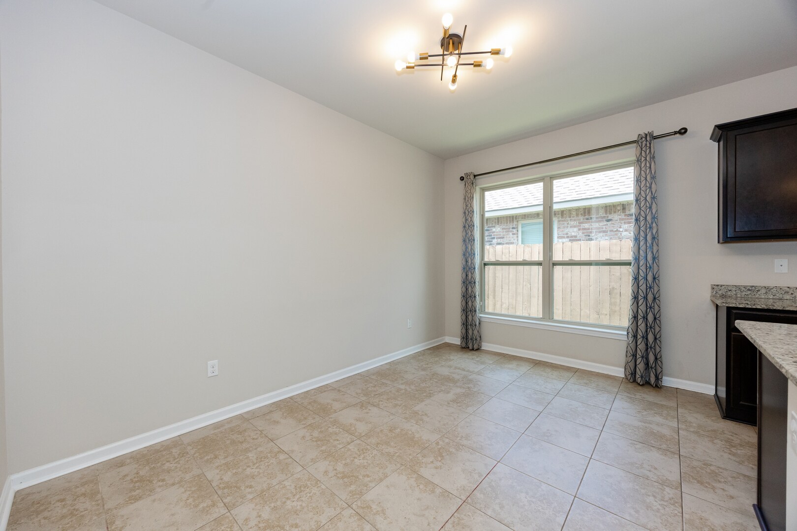 Building Photo - 8578 Arabella Ave